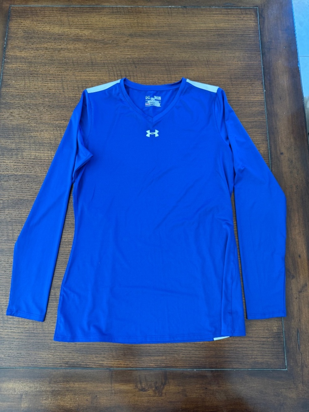 Under Armour Long Sleeved Fitted Heat Gear Blue and White Top Size Medium EUC